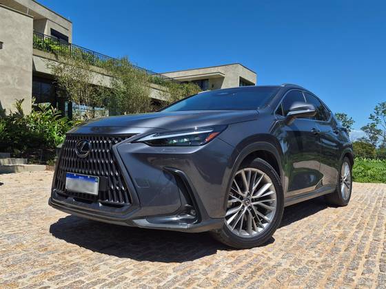 LEXUS NX 350h 2.5 16V VVT-I HYBRID LUXURY CVT AWD